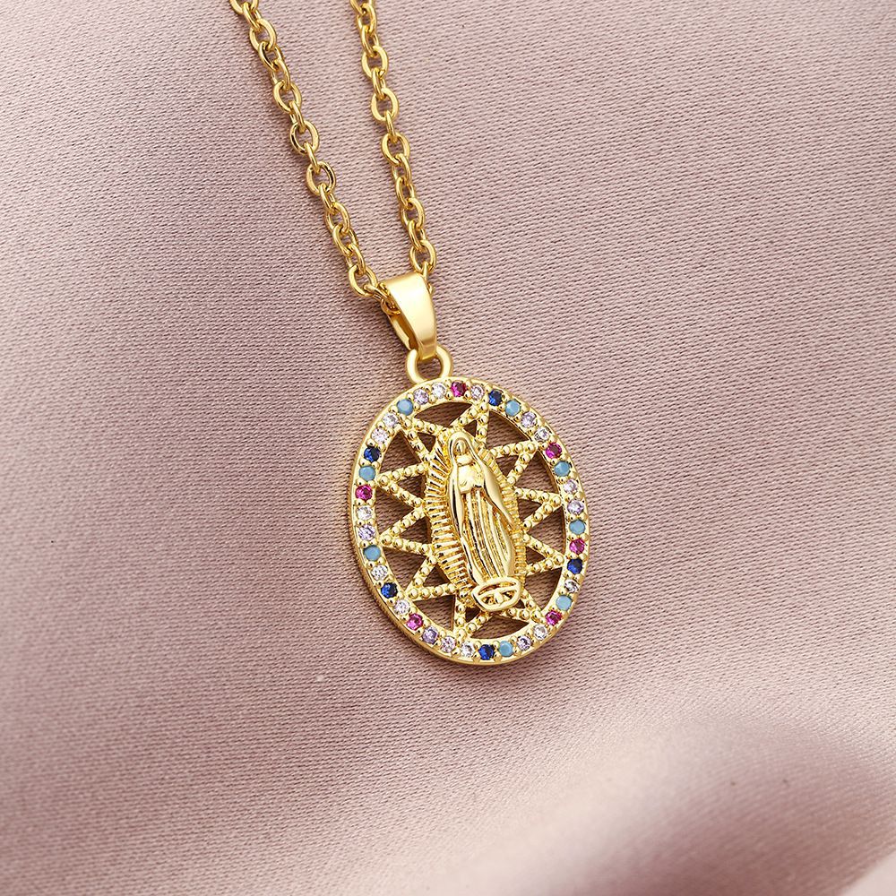 Collar con colgante de la Virgen María geométrico de moda para mujer con incrustaciones de circonita cúbica y cadena de cobre chapado en oro