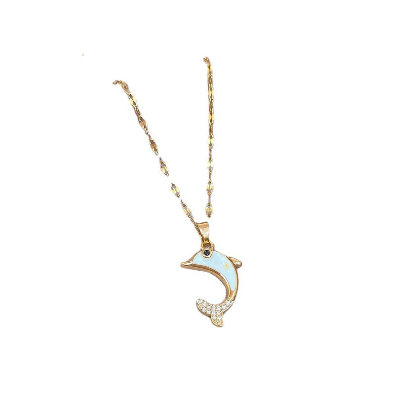Collar con colgante de delfín de dibujos animados en acero titanio con acabado esmaltado y detalles de diamantes de imitación microincrustados para mujeres y hombres