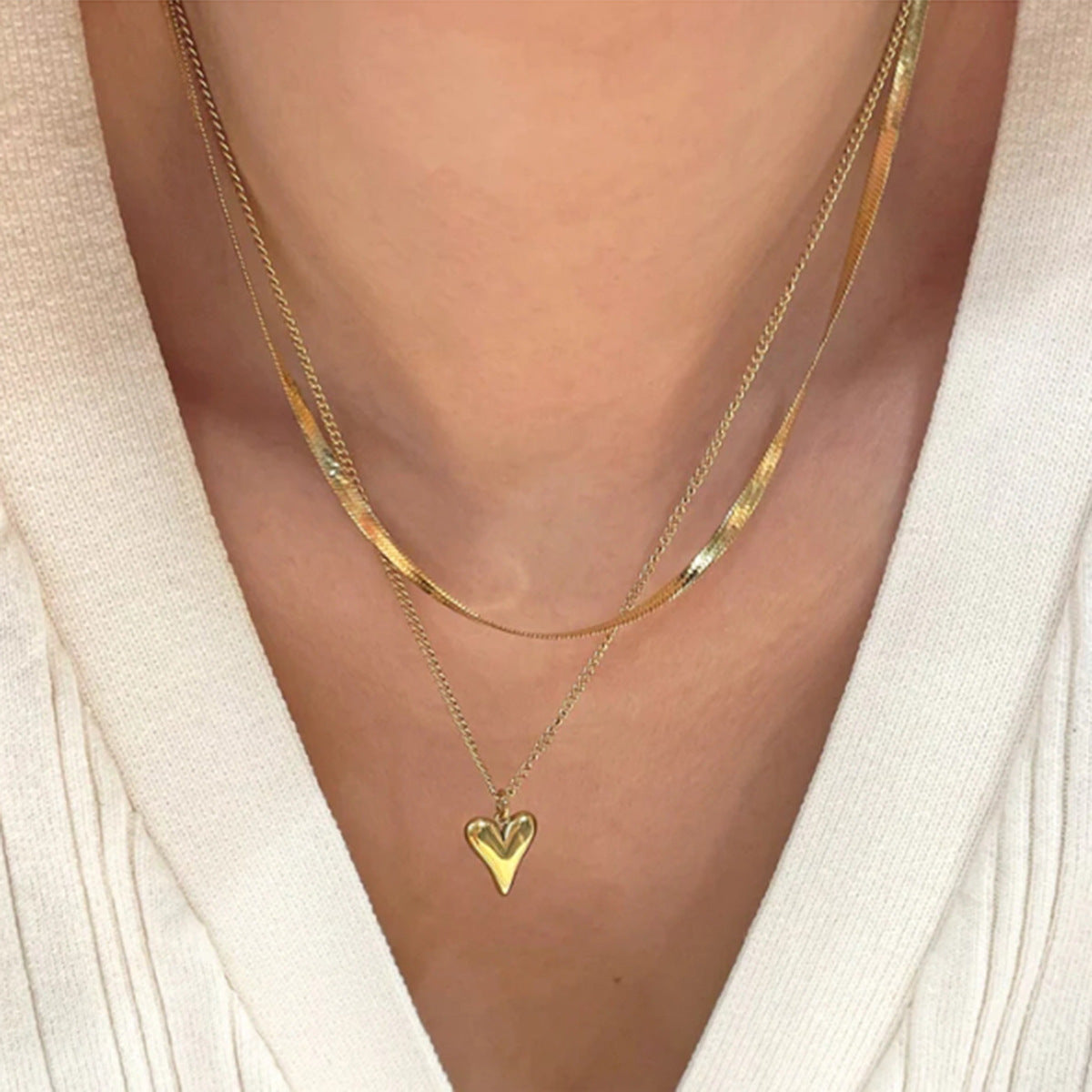 Collar de acero inoxidable con colgante en forma de corazón, dulce y atrevido, con acabado chapado para mujer, cadena de serpiente de doble capa