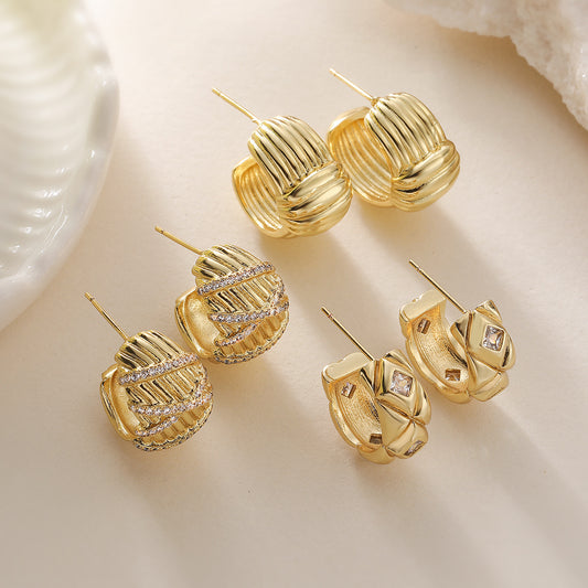 Pendientes de Cobre Geométricos Punk Vintage en Forma de C con Baño de Oro de 18K y Circonitas Microengastadas para Mujer