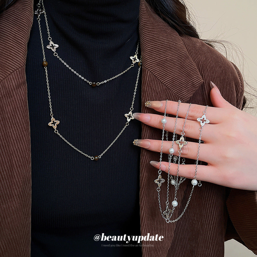 Collana pendente floreale da donna minimalista ed elegante con occhio di tigre e perle, in lega placcata oro, stile catena per maglione, per tutti i giorni