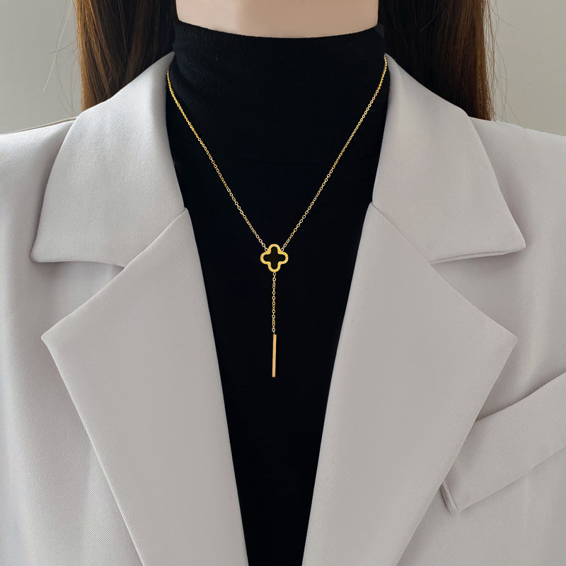 Minimalist Geometric Lucky Clover Titanium Steel Clavicle Necklace
