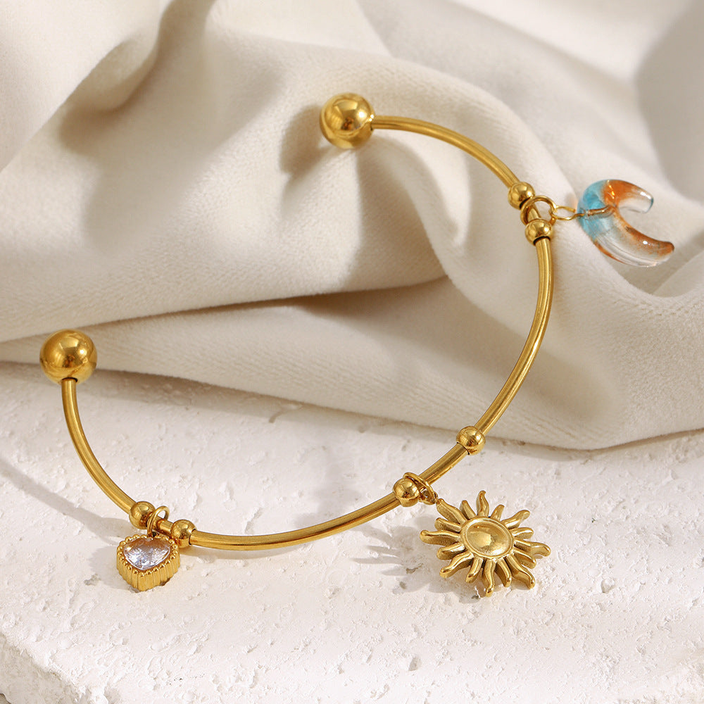 Pulsera de mujer con diseño geométrico de acero inoxidable chapado en oro de 18 quilates con cuentas de sol y luna y forma de C, a la moda