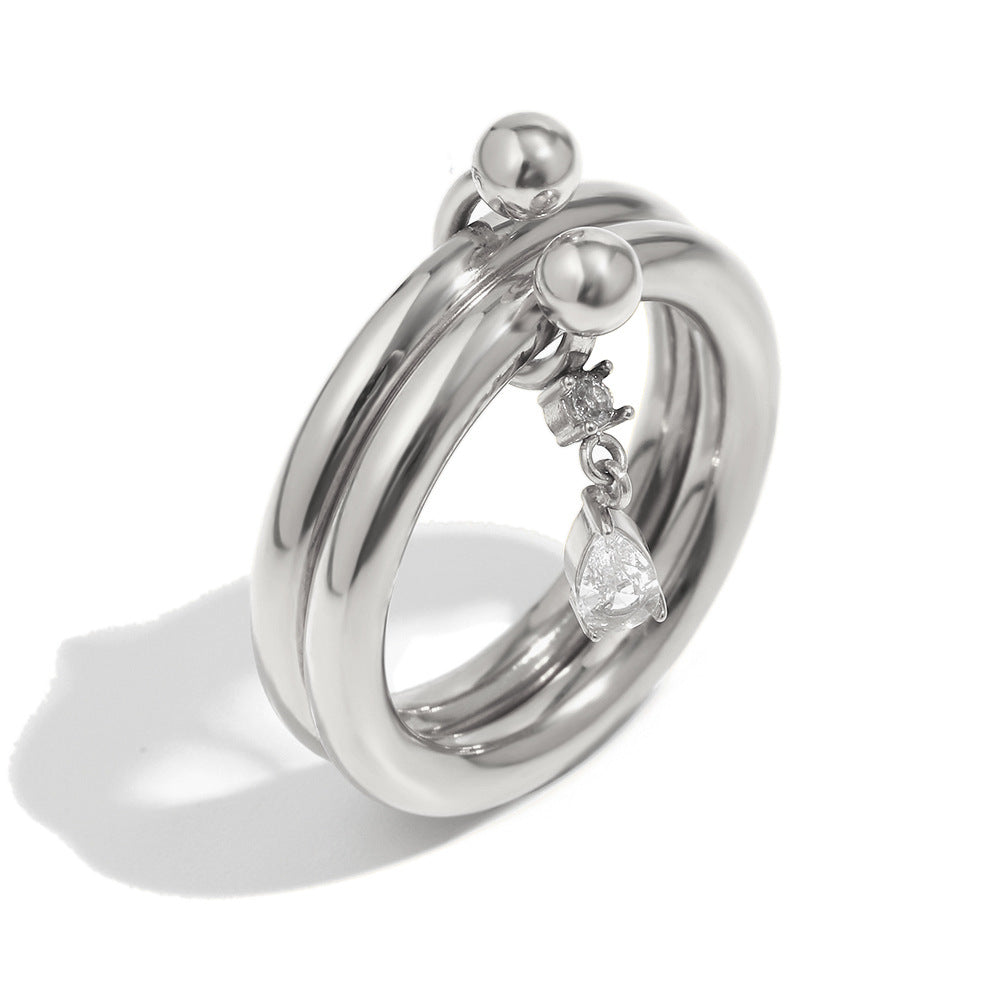 Anillo Minimalista de Acero Inoxidable Geométrico con Chapado en Oro de 18K y Circonita Cúbica en Forma de Marquesa