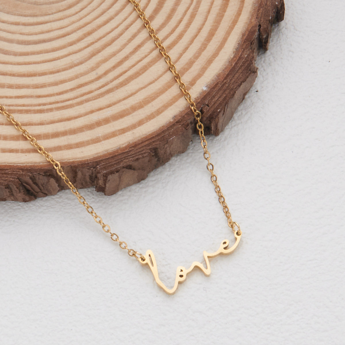 Collana con Ciondolo Lettera d'Amore Minimalista da Donna in Acciaio Inossidabile con Placcatura in Oro