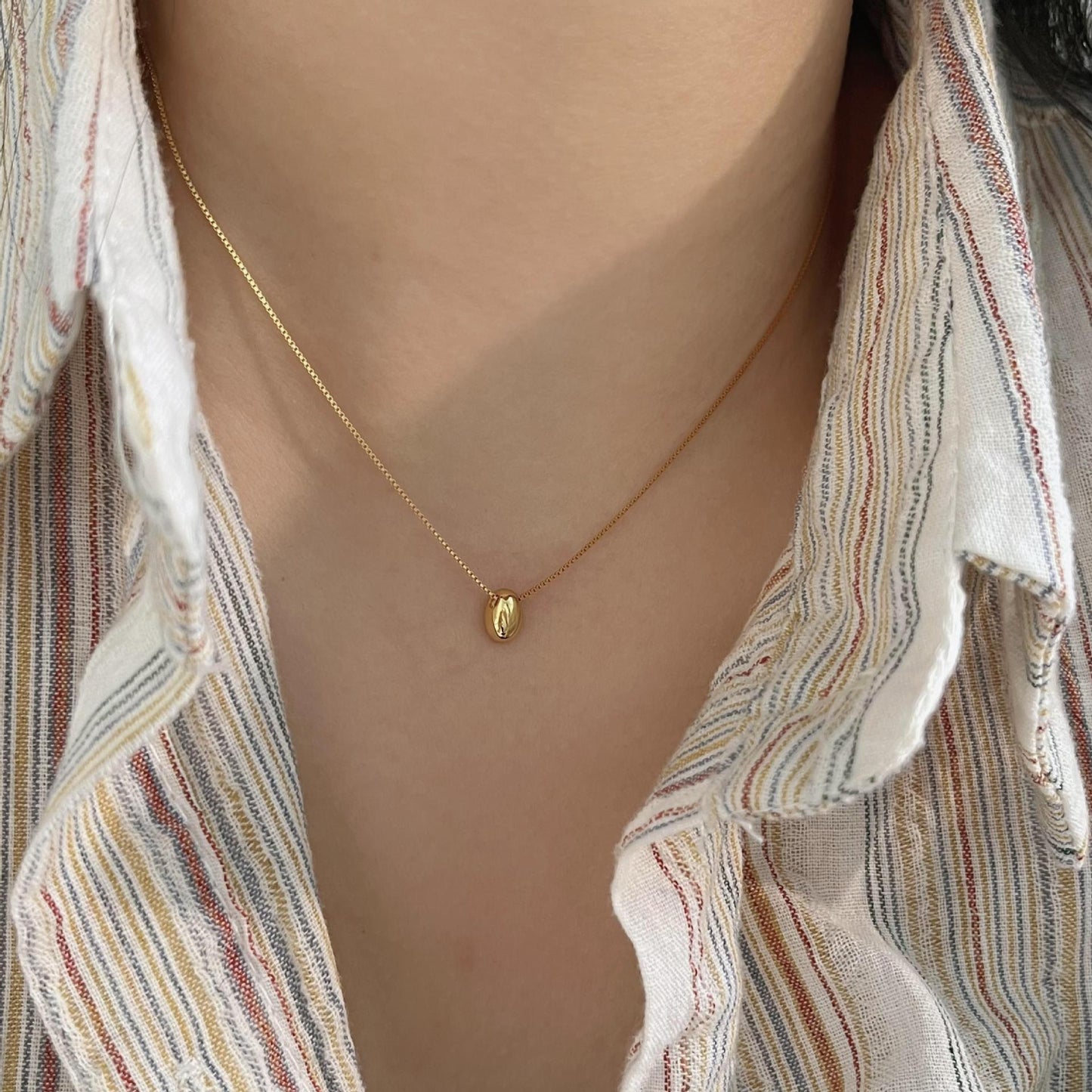 Minimalist Sweet 925 Sterling Silver Oval Geometric Plated Necklace with Floral Element Snake Chain
