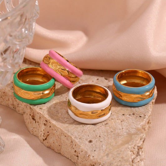 Fashionable Geometric Stainless Steel Plated 18K Gold Wave Texture Enamel Ring for Women