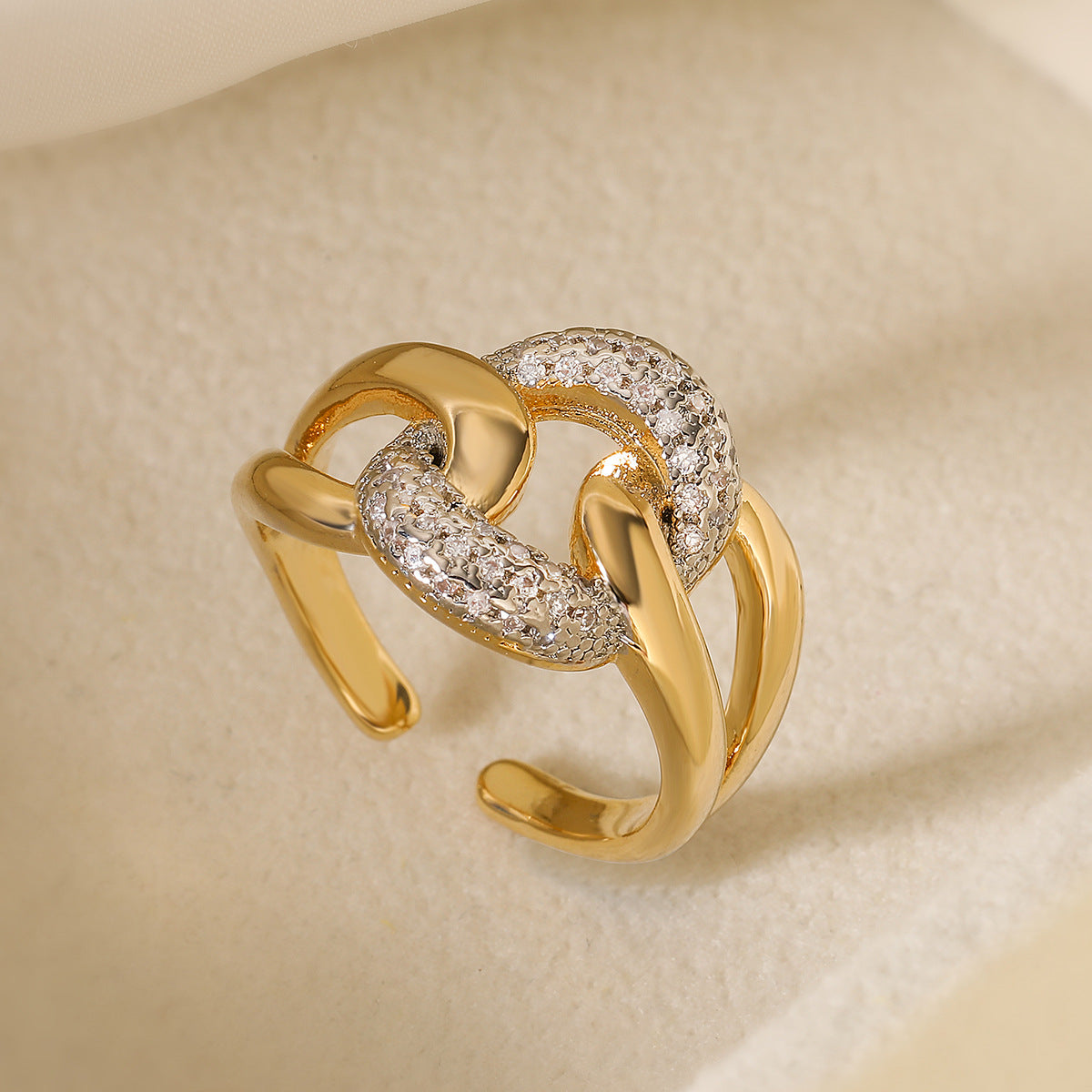 Anello aperto geometrico minimalista da donna in rame con zirconi micro-pavé