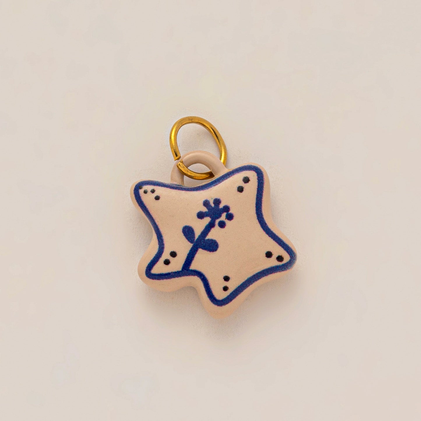 Vintage 18K Gold Plated Stainless Steel Shark Parrot Charm Bar for Women
