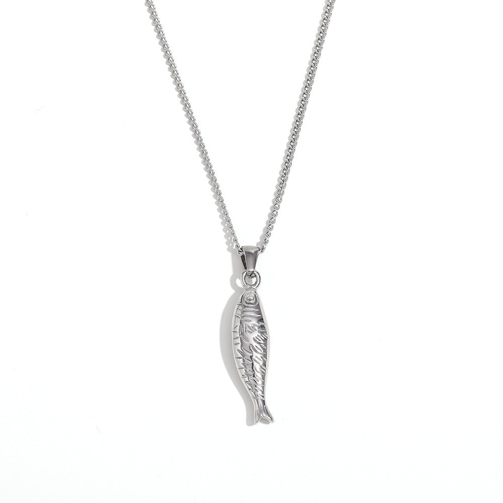 Collana con ciondolo a forma di salmone minimalista di tendenza per donna, in acciaio inossidabile con placcatura in oro 18 carati, design animale, per uso quotidiano
