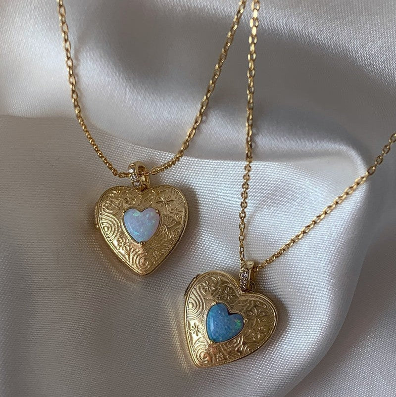 Collana Pendente Minimalista a Cuore in Acciaio al Titanio Placcato Oro per Donna e Uomo