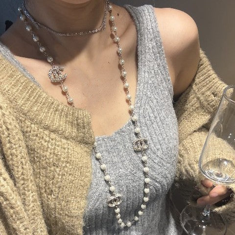 Luxury Elegant Square Letter Crystal Pearl Necklace Plated Multi-layer Ball Chain for Women