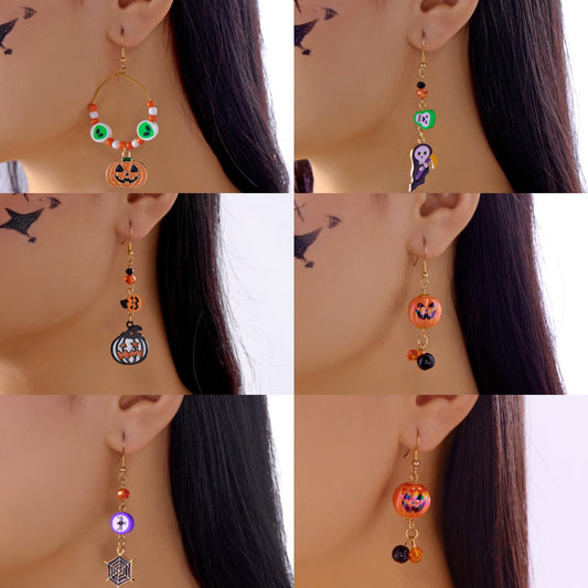 Orecchini acrilici a tema Halloween con zucca, pipistrello e teschio con intarsio in strass e base in lega placcata oro, unisex