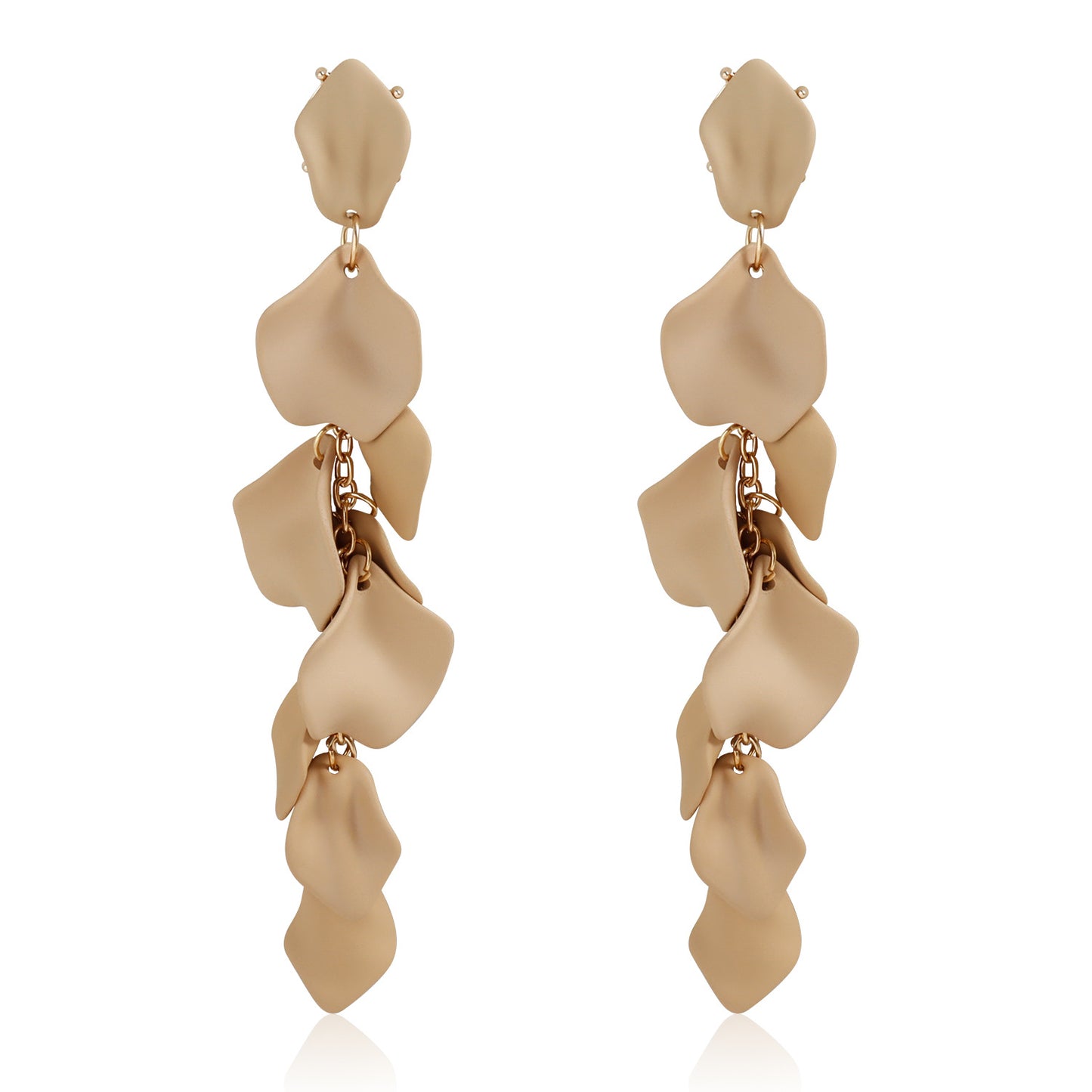 Elegant Floral-Petal Shaped Zinc Alloy Stud Earrings with Plated Finish for Women Vintage and Artistic Style