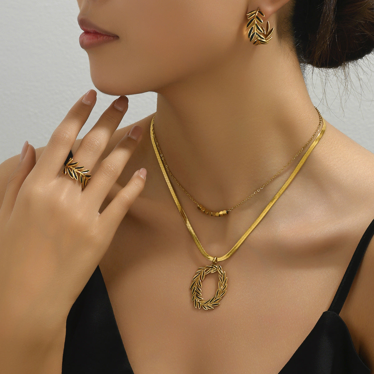 Minimalist Leaf Design Copper Necklace Set with Earrings and Bracelet, Enamel Finish