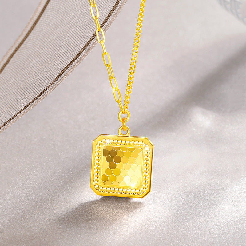 Minimalist Geometric Honeycomb Pendant Titanium Steel Plated Gold Water Wave Chain Women's Lightweight Luxury Sweater Necklace
