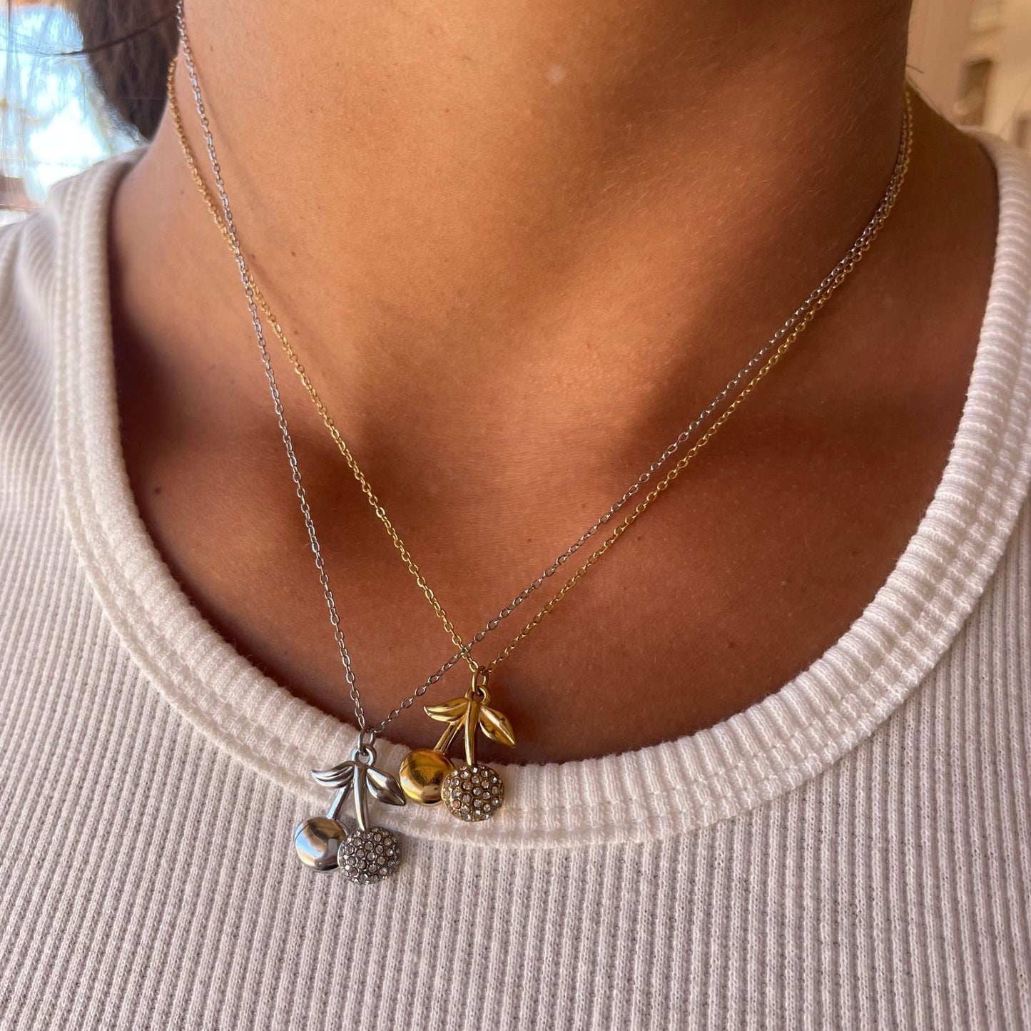 Minimalist Turtle and Dolphin Pendant Necklace in Stainless Steel with 18K Gold Plating, Ocean-Themed O-Chain Jewelry for Women