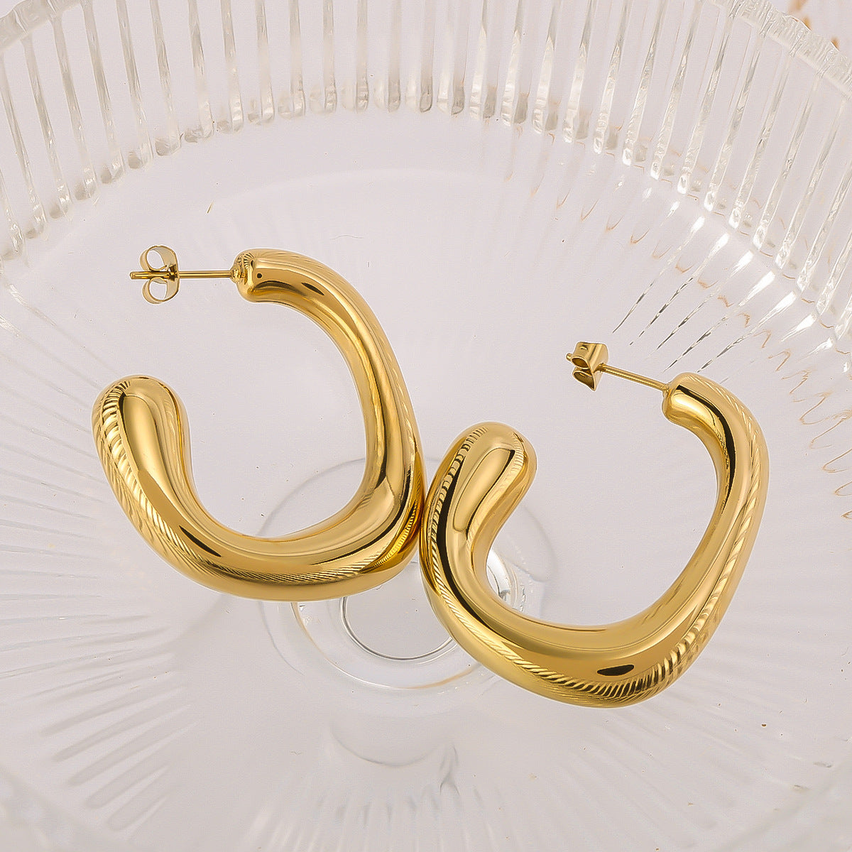 Minimalist Geometric C-Shaped Stainless Steel Hypoallergenic Earrings with 18K Vacuum Plating