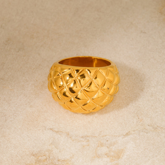 Minimalist Geometric Titanium Steel Ring with 18K Gold Plating and Diamond-Grid Texture for Women