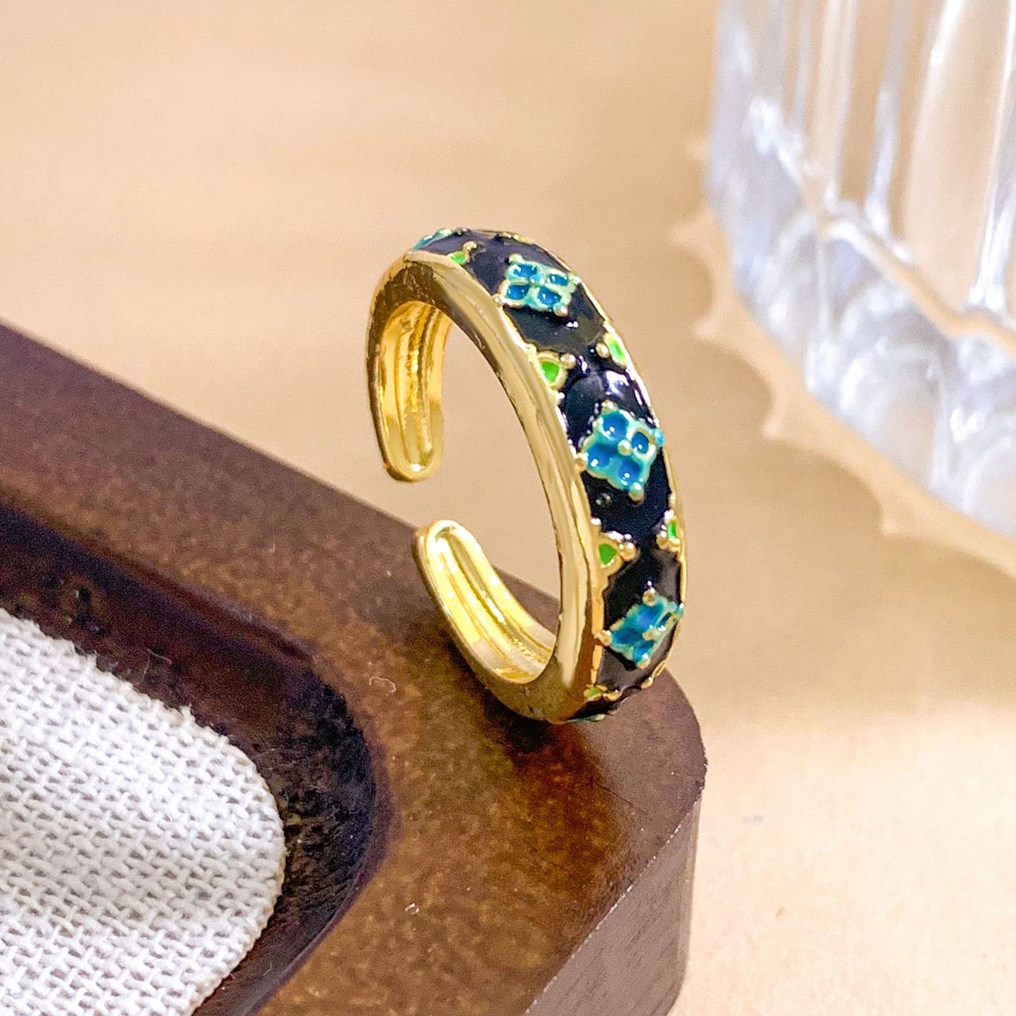 Vintage Sweet Geometric Floral Gold Plated Brass Adjustable Ring for Women