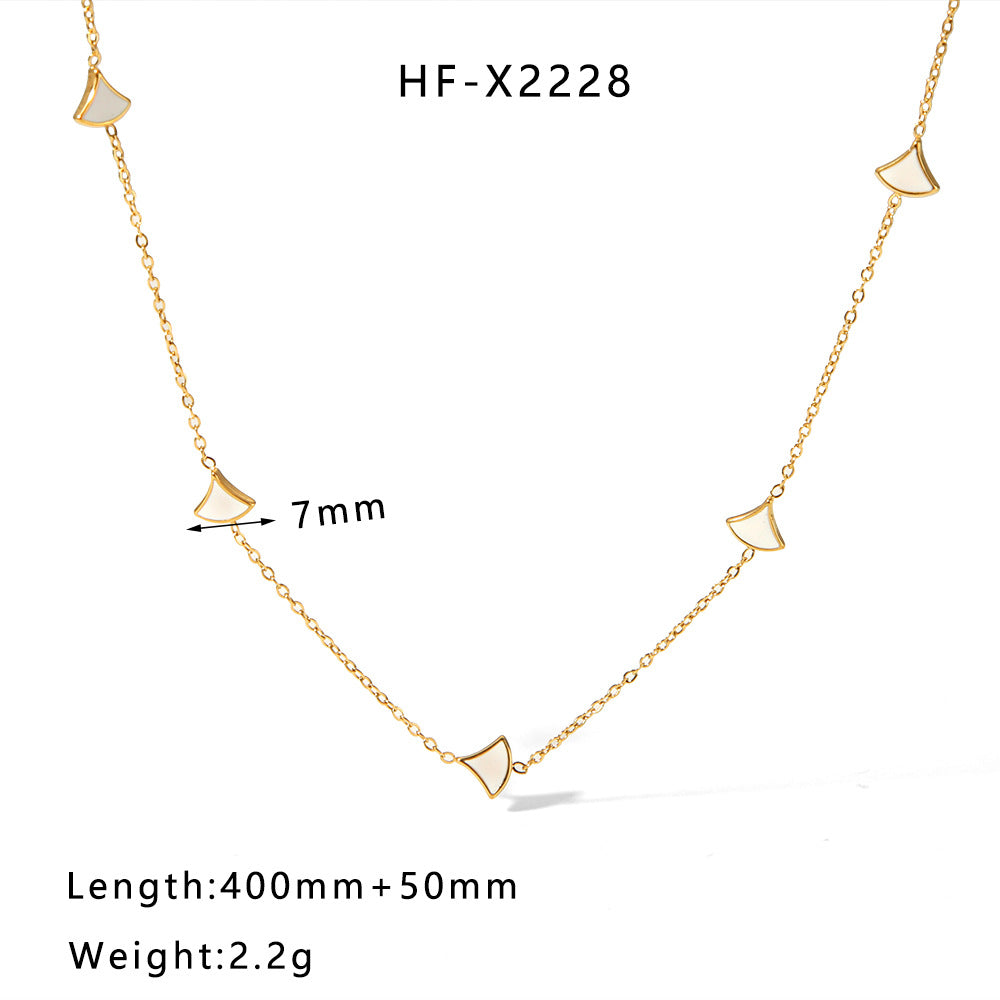 Minimalist Heart-Shaped Titanium Steel Necklace with Pearl and Shell Pendant, Gold-Plated, Fringe Detail, Unisex Fashion Jewelry