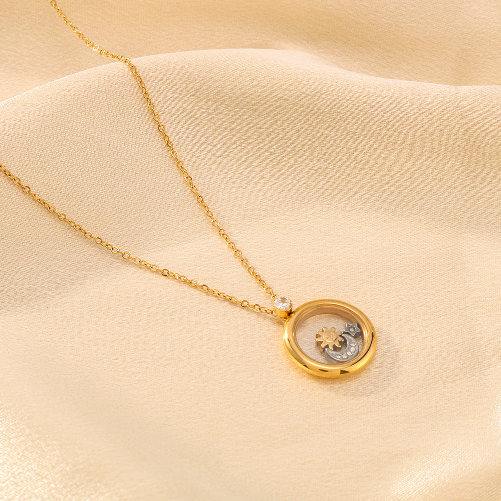Collana pendente minimalista con stella, luna e sole in acciaio inossidabile placcato oro 18 carati da donna