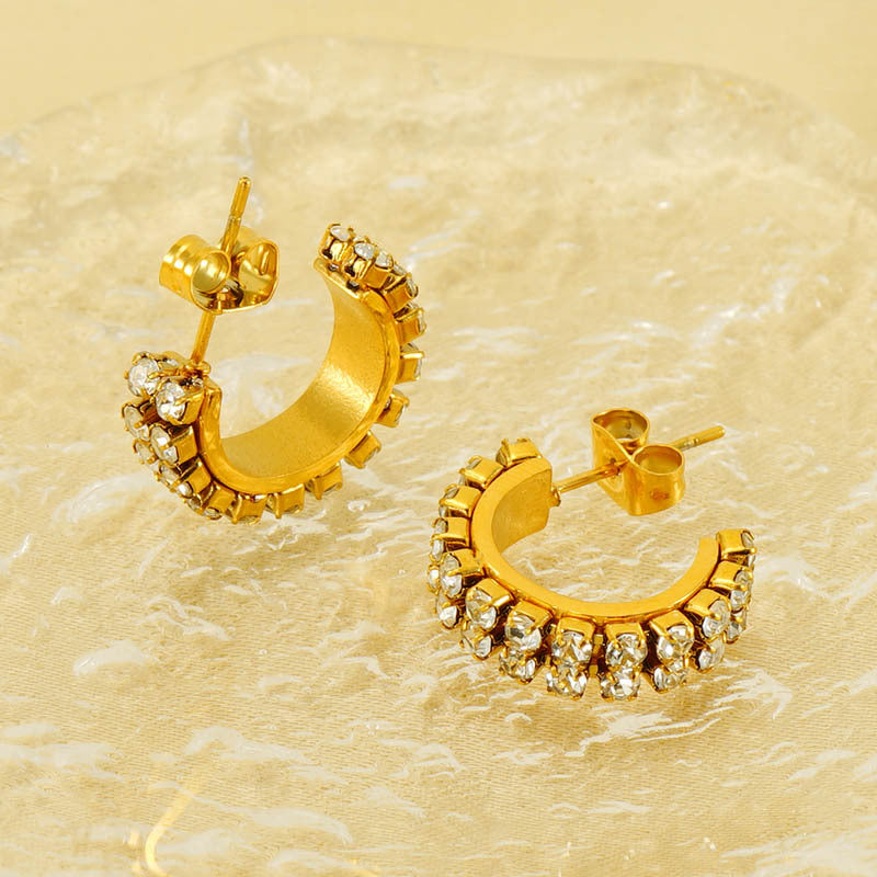 Orecchini da donna in acciaio inossidabile placcati oro 18 carati a forma di C geometrica, con intarsio di strass, alla moda