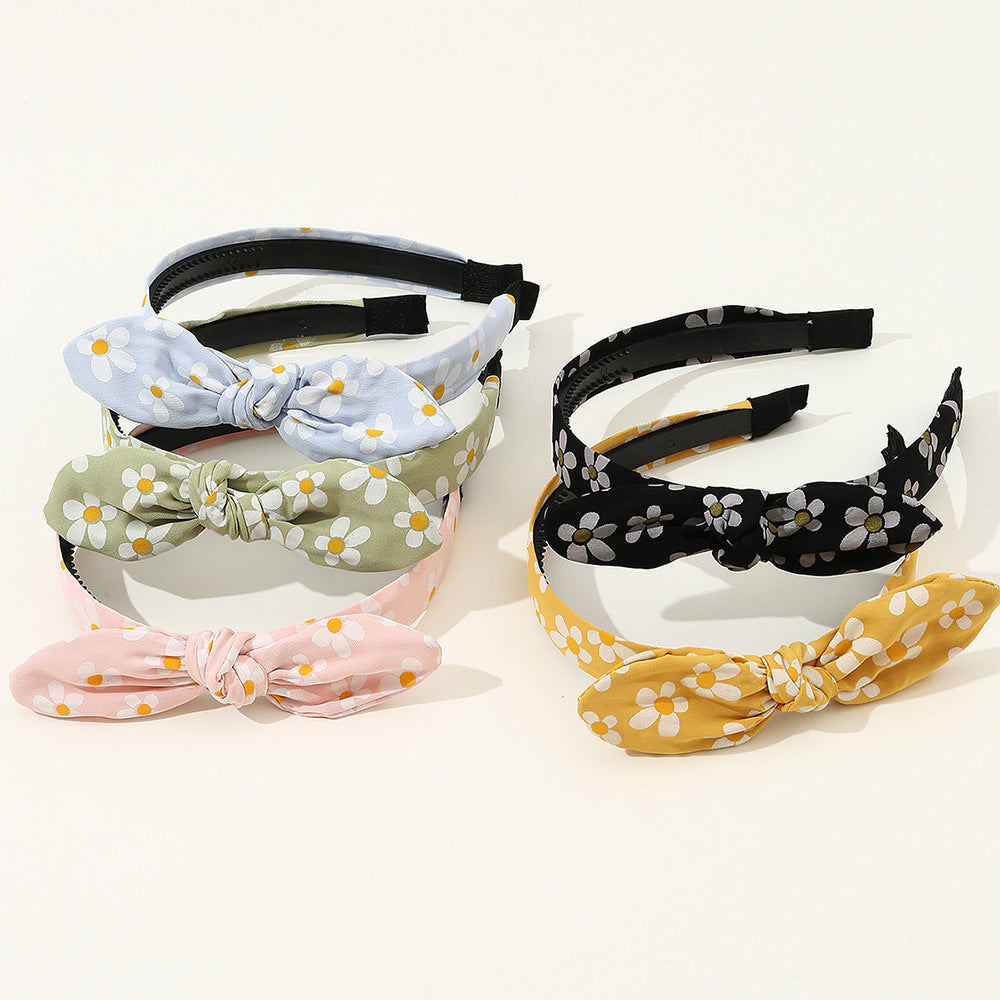 Minimalist Daisy Rabbit Ear Bow Hairband for Girls Floral Fabric Headband with Handmade Detail