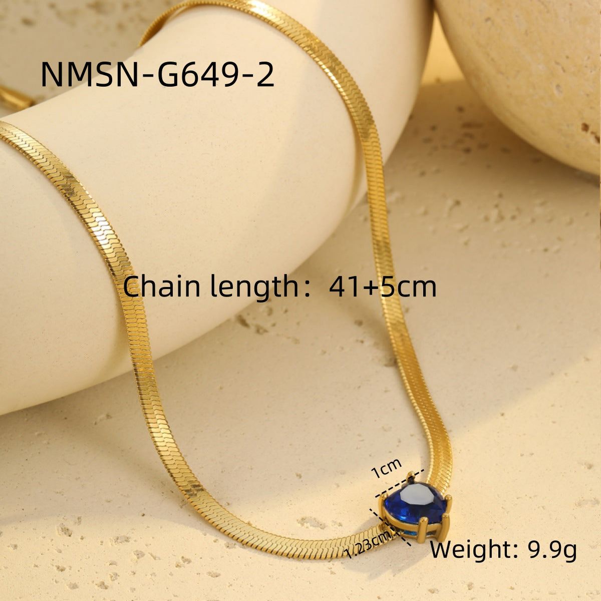 Collar Minimalista de Cadena de Serpiente de Acero Inoxidable Chapado en Oro de 18K con Corazón de Zirconia para Mujer