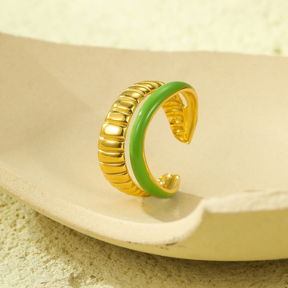 Anello da donna in acciaio inossidabile placcato oro 18 carati con doppia striscia smaltata verde, stile Fashion OL