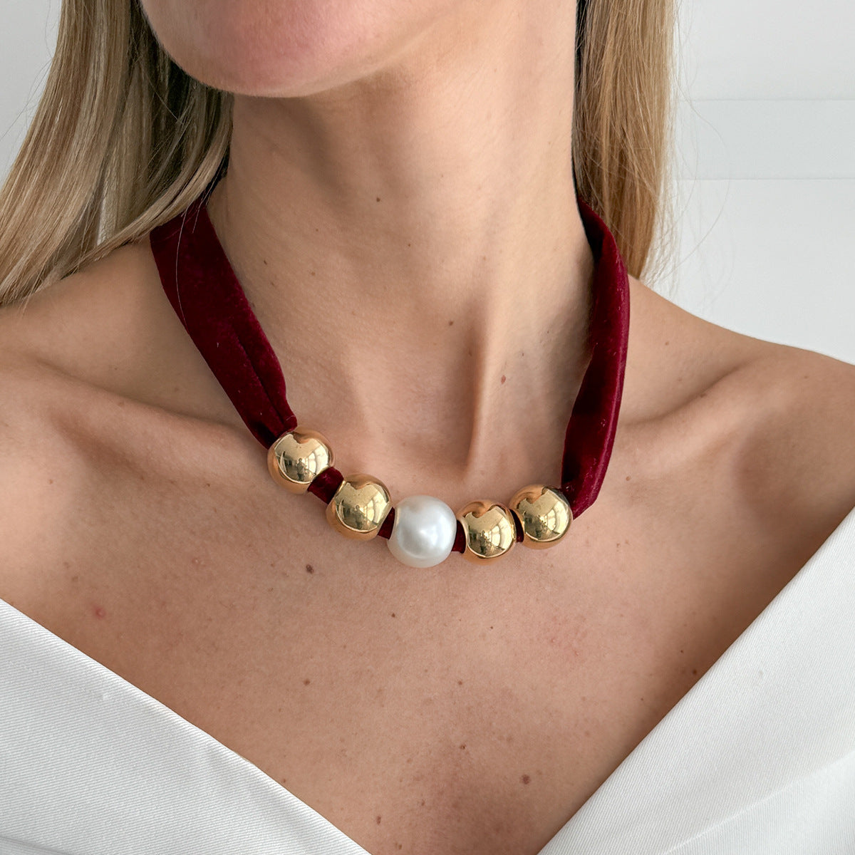 Vintage Leopard Print Round Resin Bead Necklace for Women