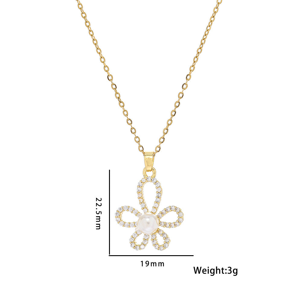 Elegant Five-Petal Flower Necklace for Women in Titanium Steel with Gold Plating on O-Chain