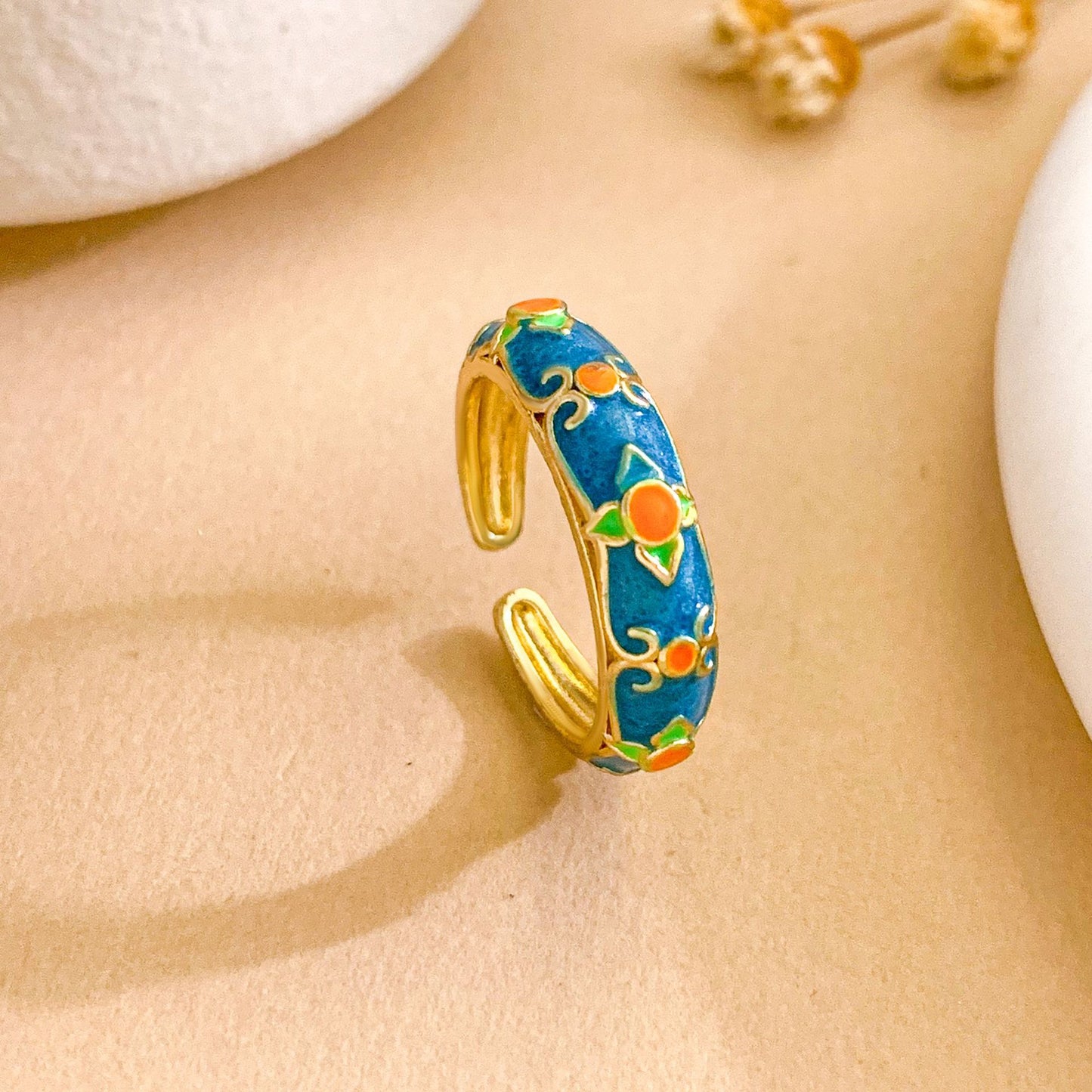 Sweet Vintage Enamel Floral Heart Gold Plated Brass Ring for Women