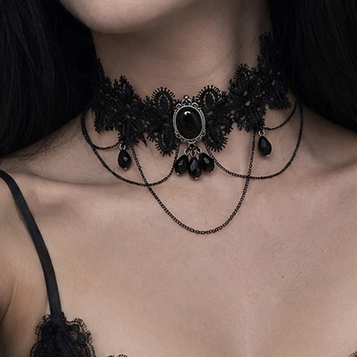Vintage Gothic Floral Lace Teardrop Tassel Choker Necklace