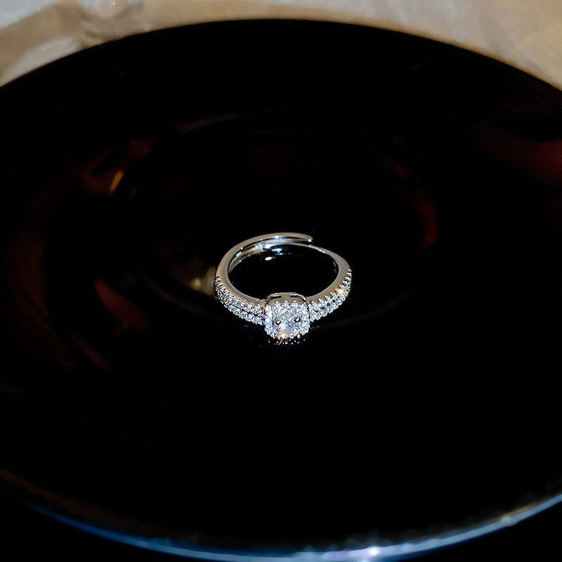 Anello elegante e geometrico ispirato alle perle con intarsio in zircone da donna, anello minimalista alla moda da dito indice, gioielli di lusso per le mani