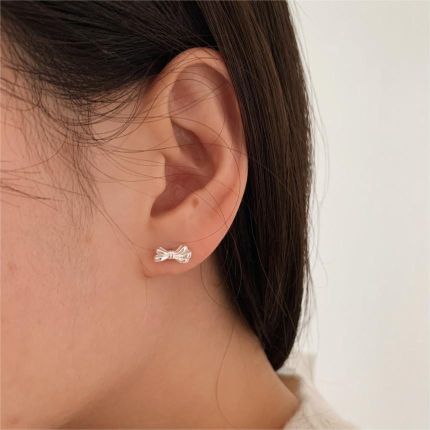 Orecchini a fiocco minimalisti in argento sterling 925 placcato oro