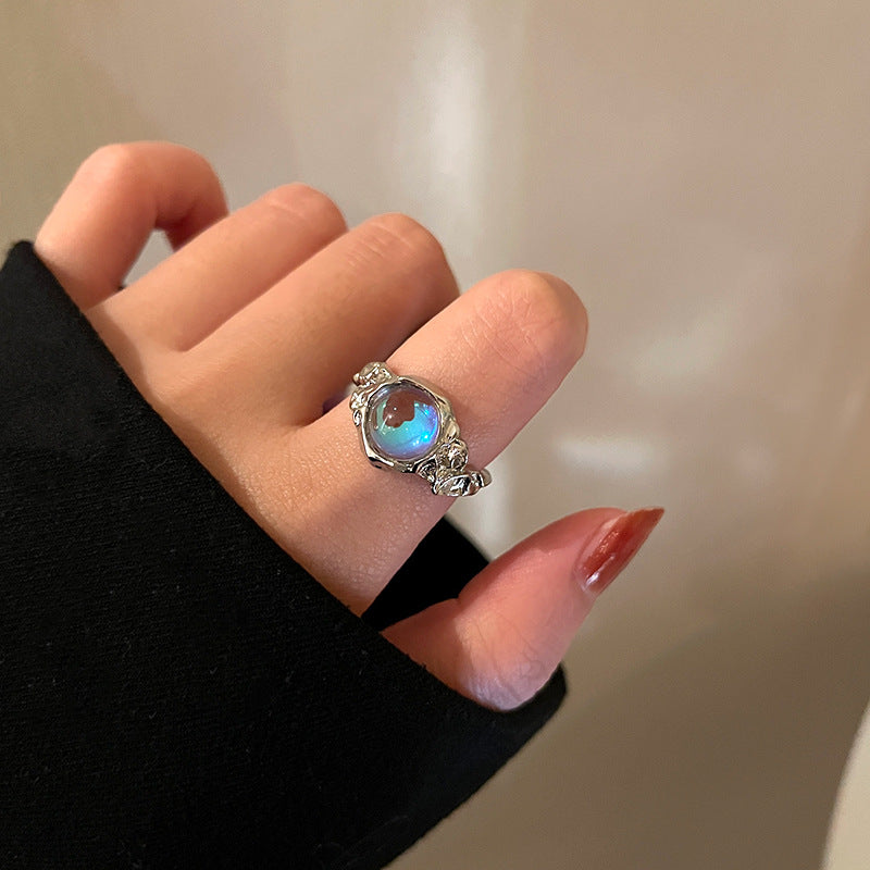 Anello Aperto Regolabile con Accento di Cristallo di Pietra di Luna in Acciaio al Titanio Placcato per Donna