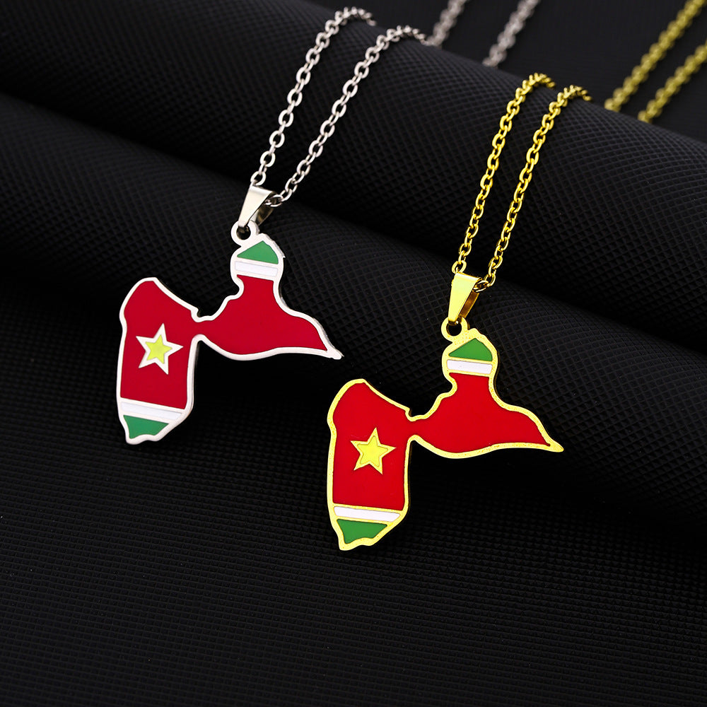 Collana Etnica Vintage con Pendente Geometrico in Acciaio Inossidabile con Ciondolo in Acciaio al Titanio e Finitura Placcata