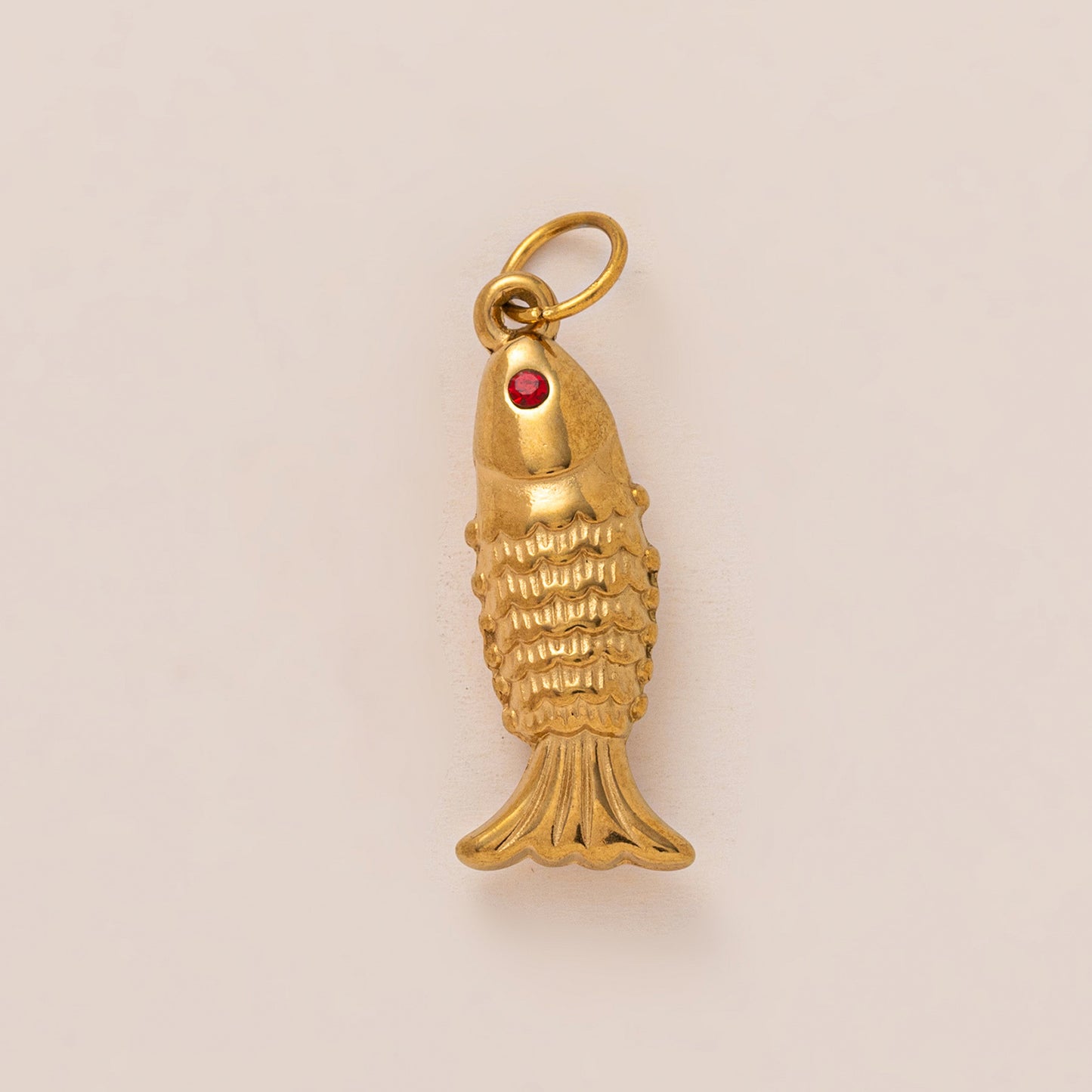 Collar minimalista con colgante de animal de acero de titanio bañado en oro de 18 quilates para mujer