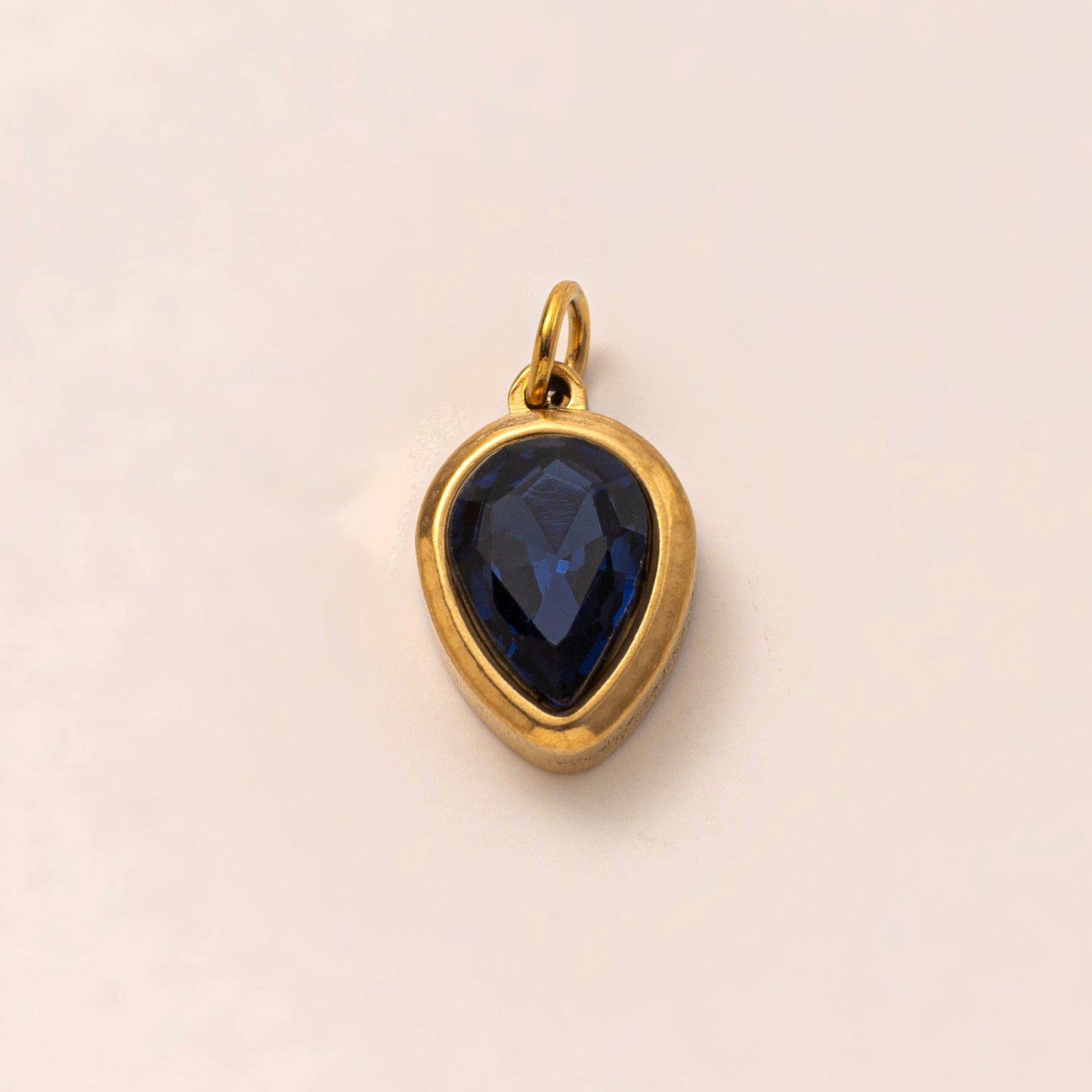 Minimalist Geometric 18K Gold Plated Titanium Steel Charm Bar with Rhinestone Inlaid Stainless Steel Birthstone Pendant for Women
