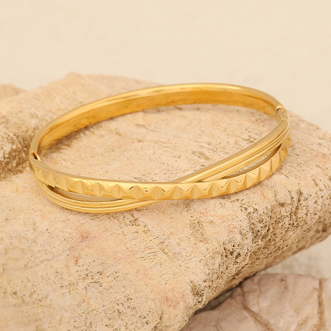 Geometric Line Stainless Steel Bracelet with Gold-Plated Leaf Charm for Women