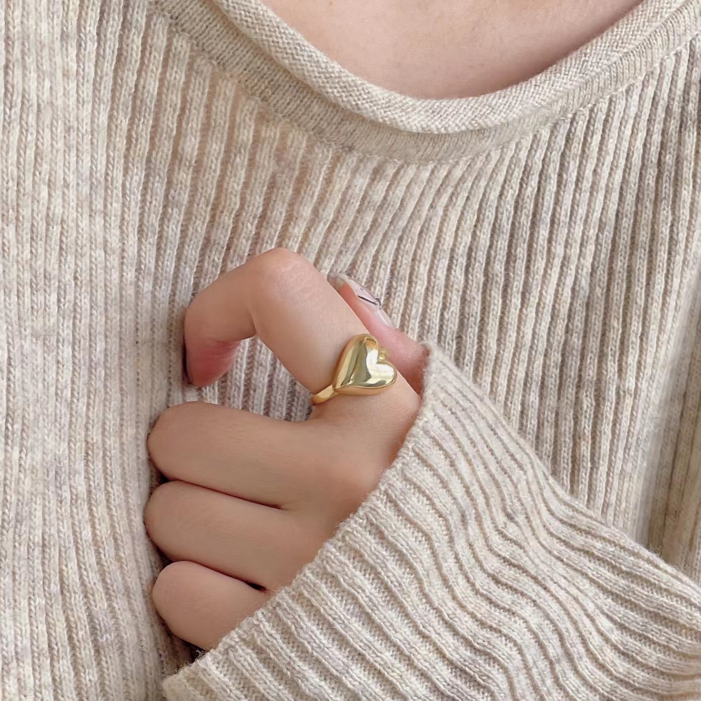 Sweet Minimalist Heart-Shaped 925 Sterling Silver Ring for Women