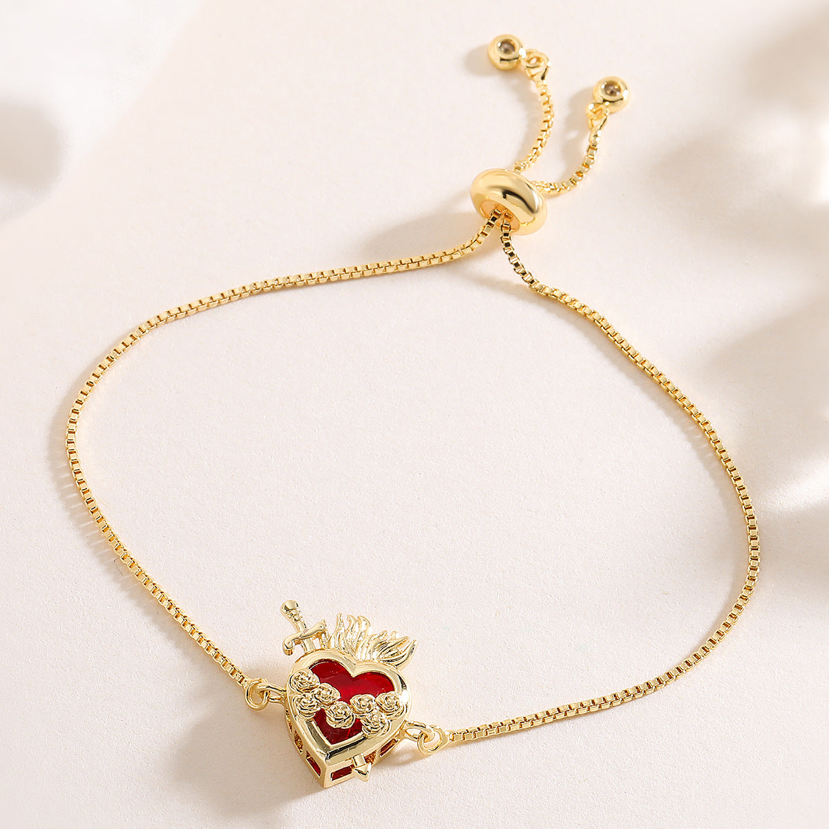 Luxury Minimalist 18K Gold Plated Brass Heart Geometric Cubic Zirconia Inlay Bracelet for Women