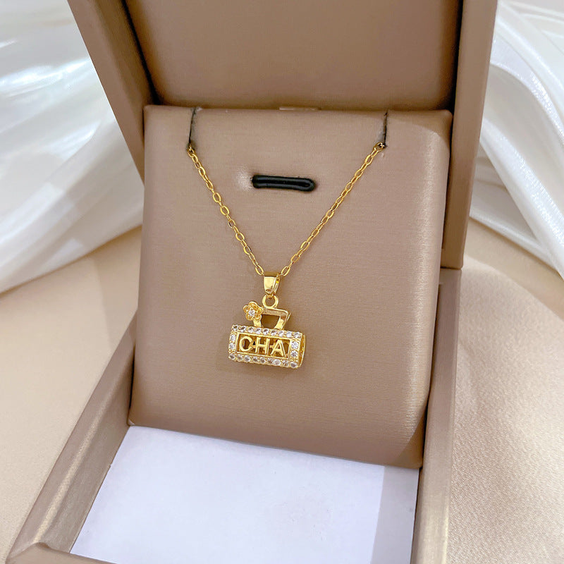 Floral Bag-Shaped Elegant Rhinestone Pendant Necklace for Women with Titanium Steel Chain in Geometric Design