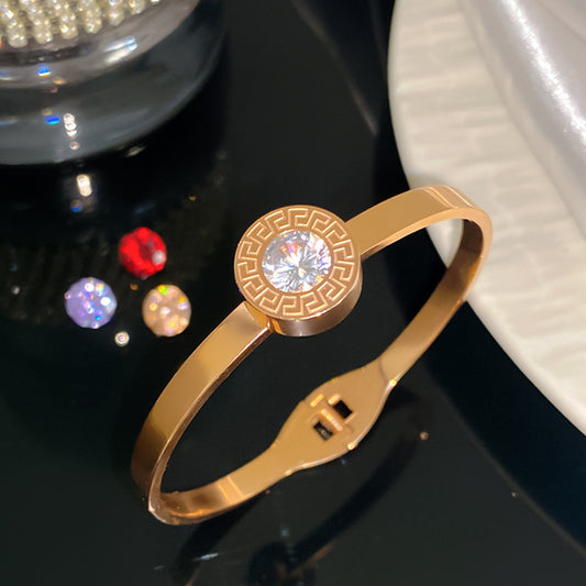 Round Rhinestone Inlaid Roman Numeral Titanium Steel Bracelet
