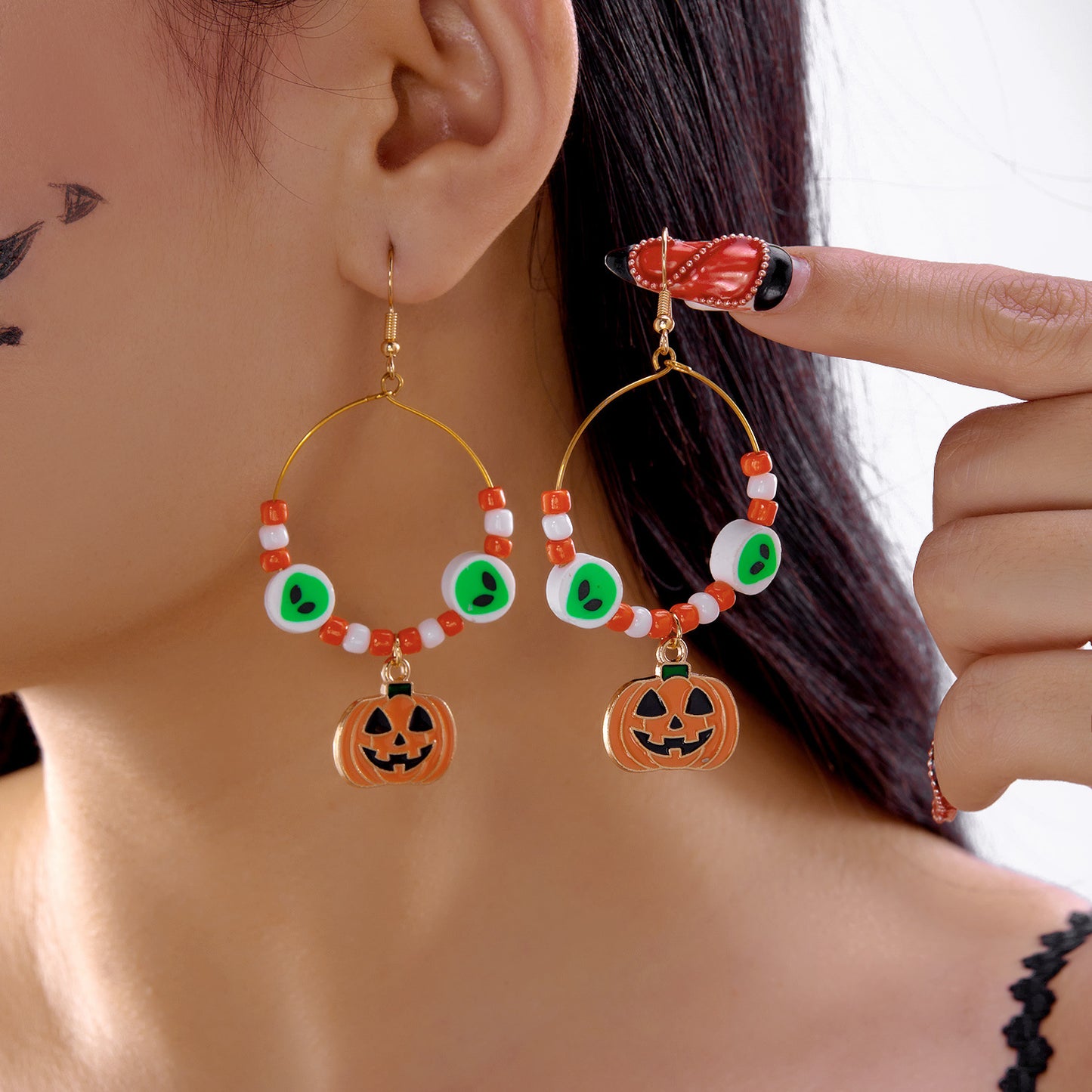 Pendientes acrílicos de dibujos animados para mujer, diseño de Halloween, fantasma y murciélago, con acabado galvanizado