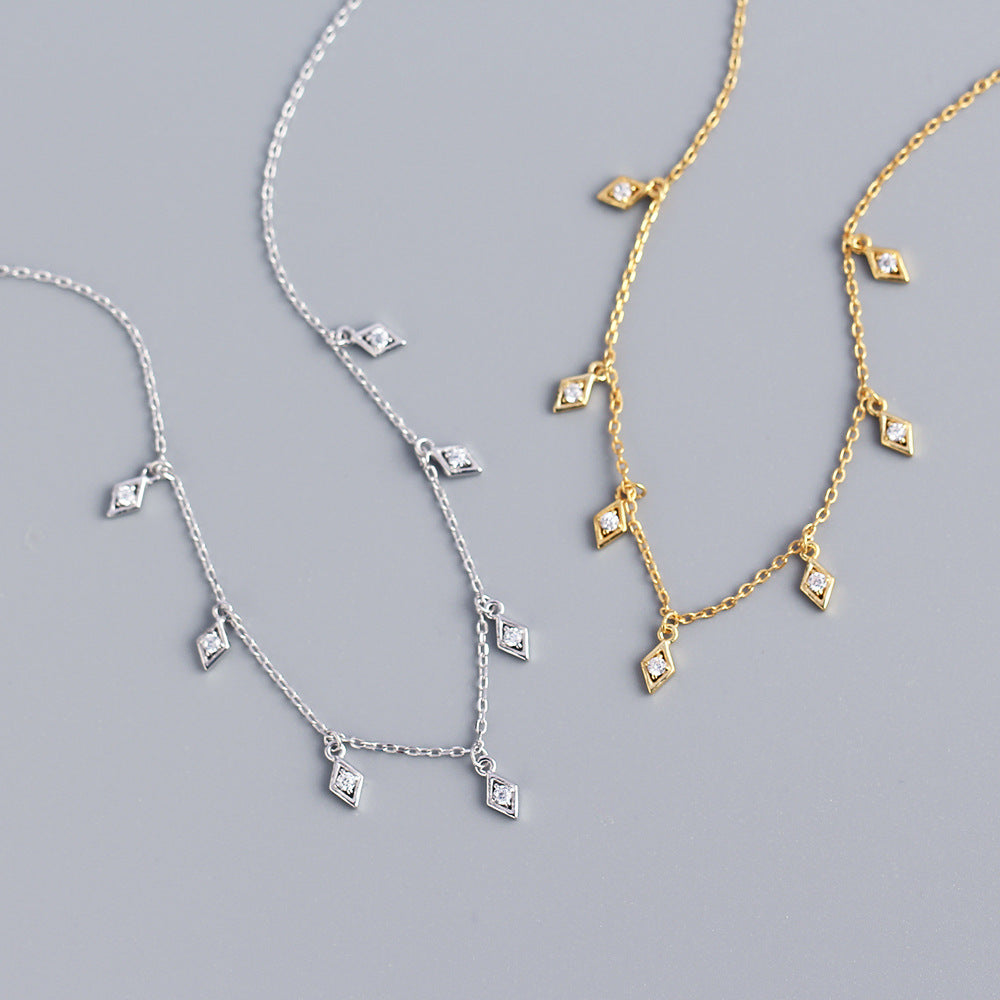 Elegante collar con colgante de plata de ley 925 geométrica con circonitas cúbicas y cadena de eslabones para mujer