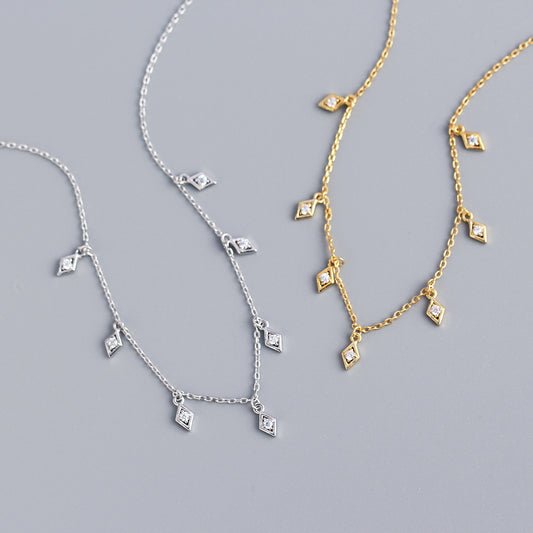 Elegante collar con colgante de plata de ley 925 geométrica con circonitas cúbicas y cadena de eslabones para mujer