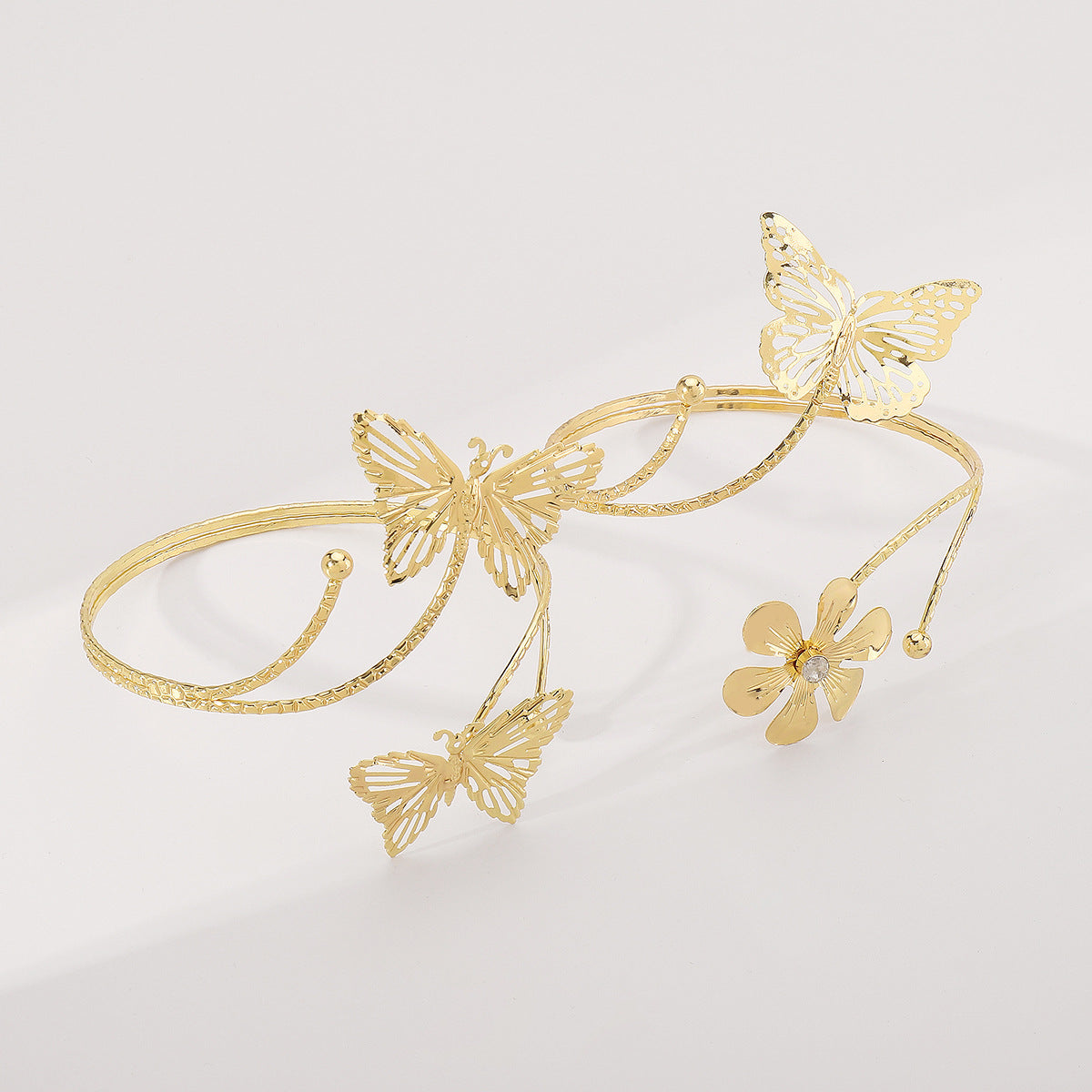 Pulsera abierta de lujo con diseño floral de mariposa para mujer con hierro galvanizado