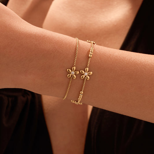 Elegante Pulsera de Acero Inoxidable Floral Geométrica con Incrustaciones de Pedrería para Mujer, Joyería Minimalista Apilable Bañada en Oro